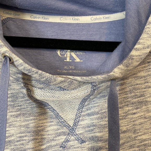 Calvin Klein hoodie - Picture 3 of 6